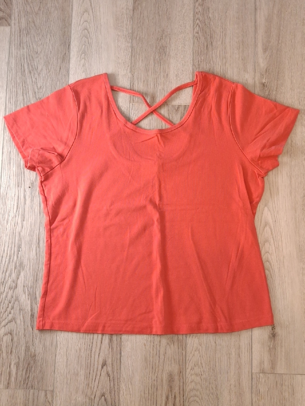 Women's Cross-Back Short Sleeve Top in Coral